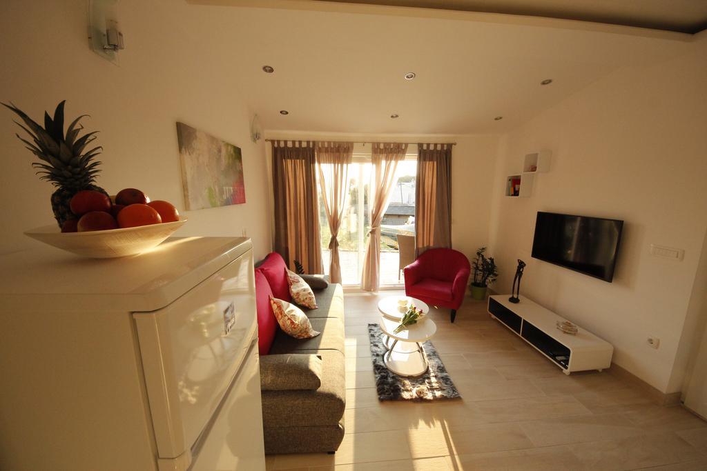 Apartment Golden Dreams Podstrana Exterior photo