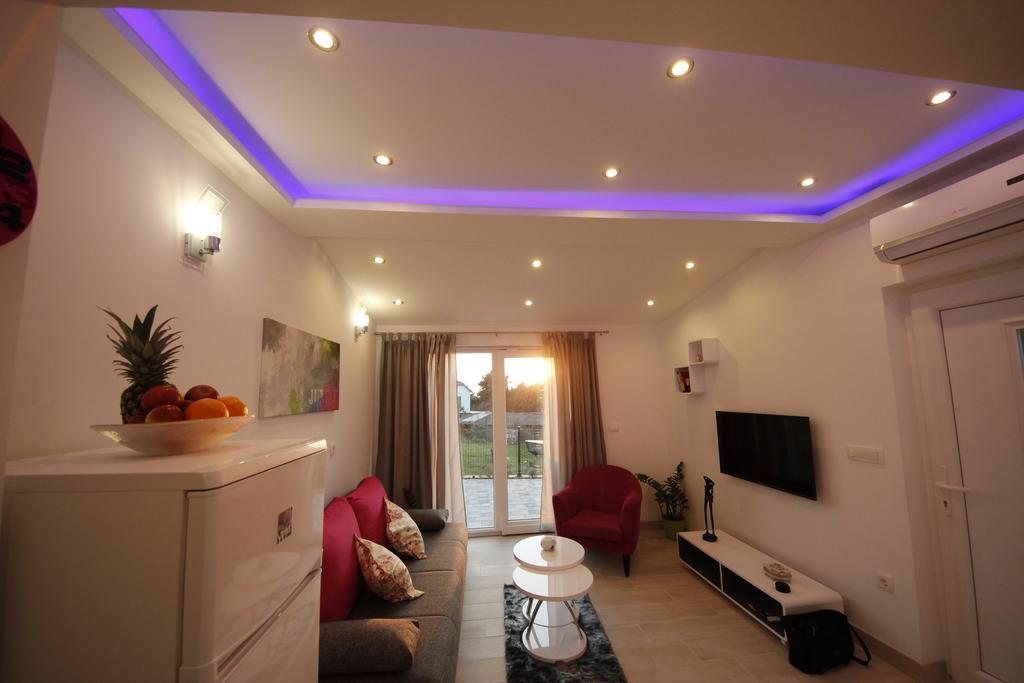 Apartment Golden Dreams Podstrana Exterior photo