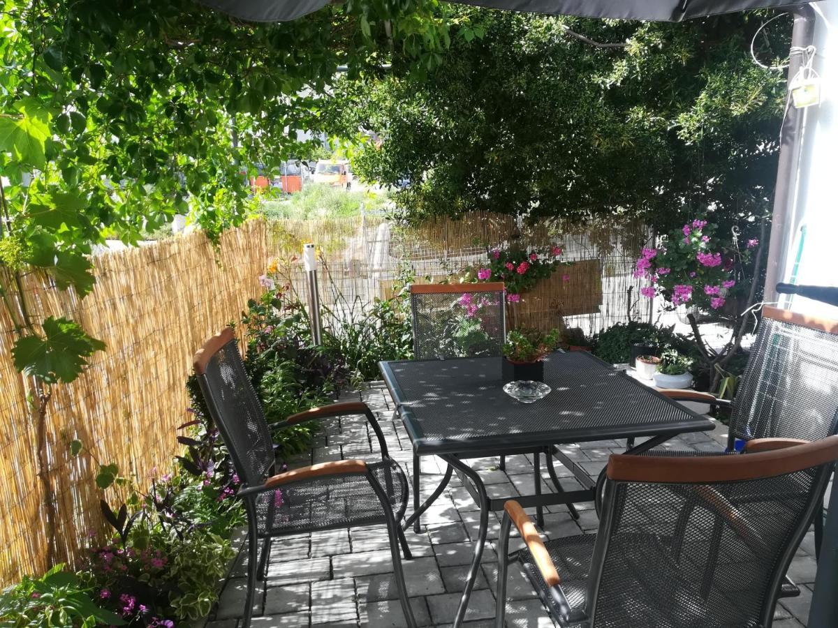 Apartment Golden Dreams Podstrana Exterior photo